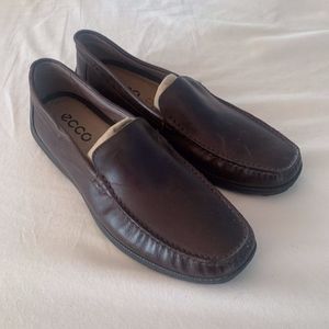 Echo Loafers- Size 43